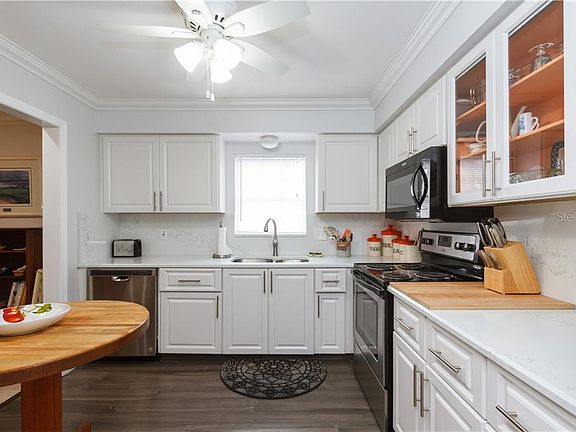 4th image of 1706 Belleair Forest Dr N #102