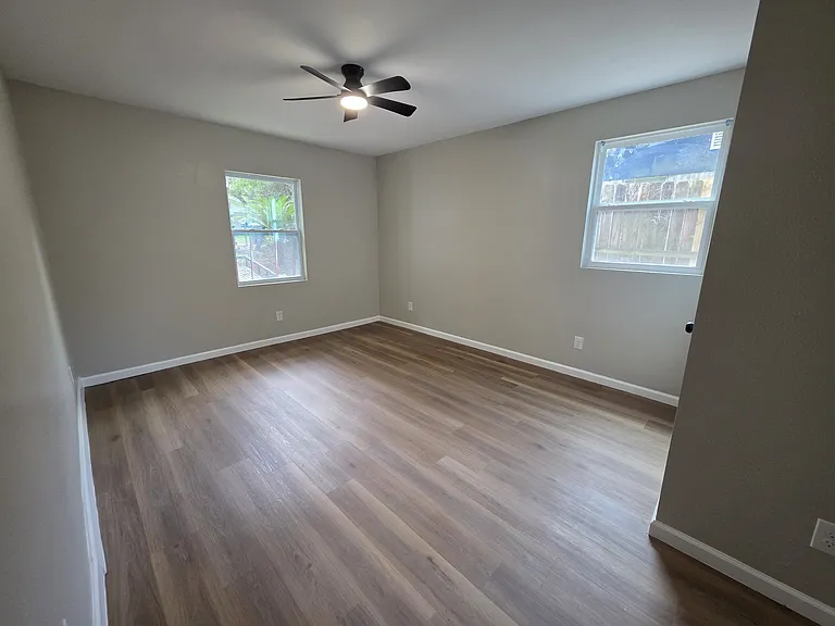 11509 Lou St — Photo 5
