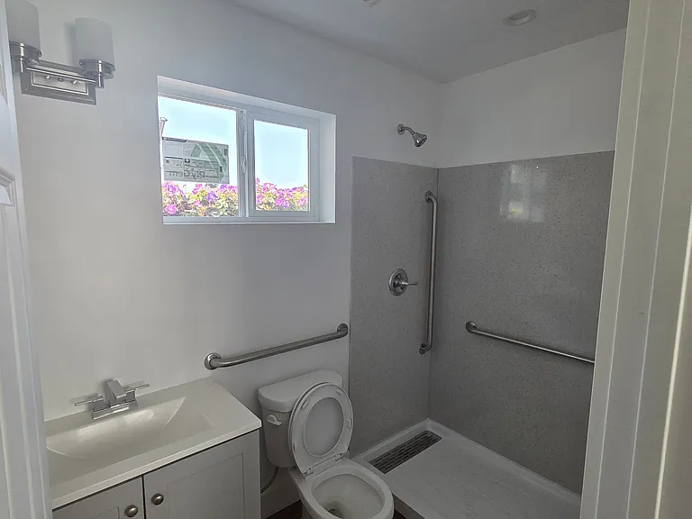 6317 Shattuck Ave #6317 — Photo 5