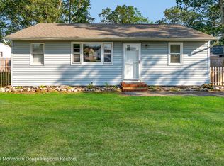 717 Pasadena Dr N, Forked River, NJ 08731