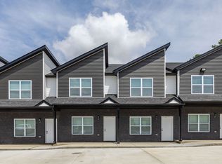 2815 Trenton Rd #206, Clarksville, TN 37040