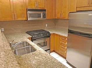 4885 Valley Dr #305, Vancouver, BC V6J 5M7