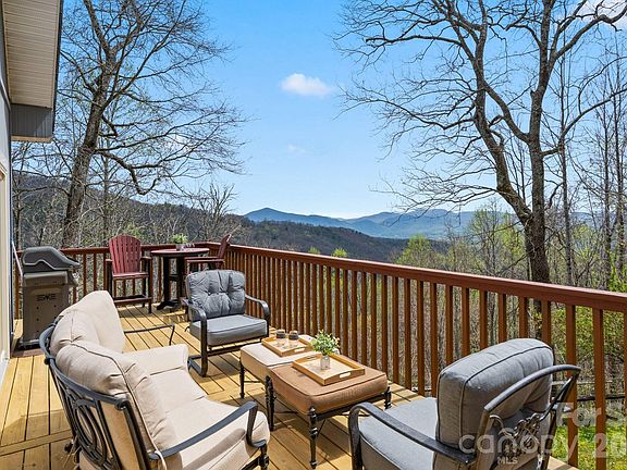 2nd image of 108 Hickory Forest Rd