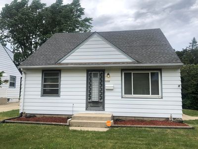 6302 W Manitoba St, Milwaukee, WI, 53219