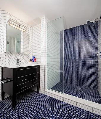 Rented by Voro New York | media 36