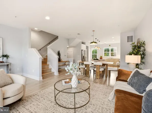 1231 Wynton Pl NE, Washington, DC 20017