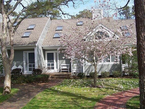 2nd image of 5 Meetinghouse Village Way #5