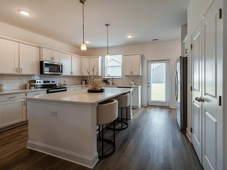 Cottages at Thrasher — Photo 33