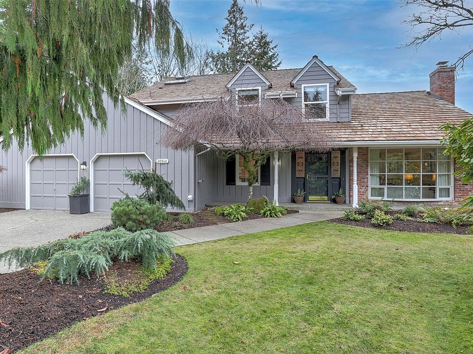 Timberline Classic offering the best in NW living complete with private, cul de sac setting.>