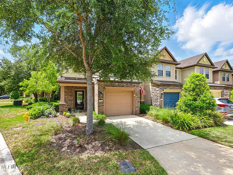 13964 Berryview Rd — Photo 32