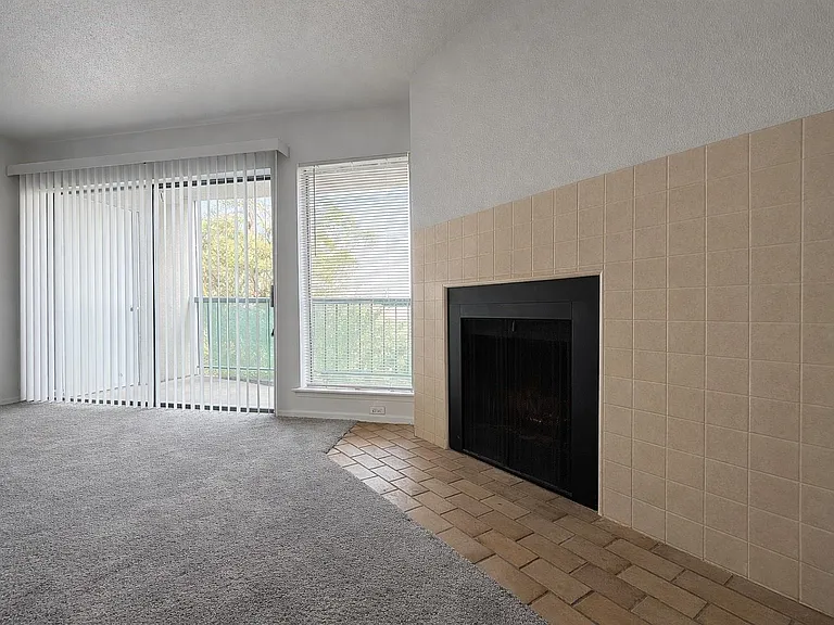 2822 S Bartell Dr #38 — Photo 4