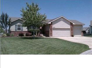 2838 N Cardington Ct, Wichita, KS 67205