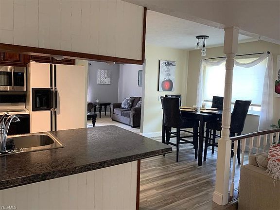 5th image of 8704 Newcomb Dr