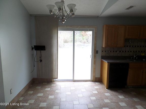 4th image of 730 Andra Dr