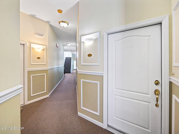 4th image of 9106 Hawthorne Pointe Dr Unit 102