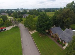 901 Lakeside Dr, Elizabethtown, KY 42701