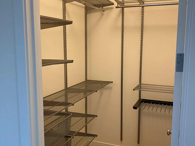 Walk-in Closet