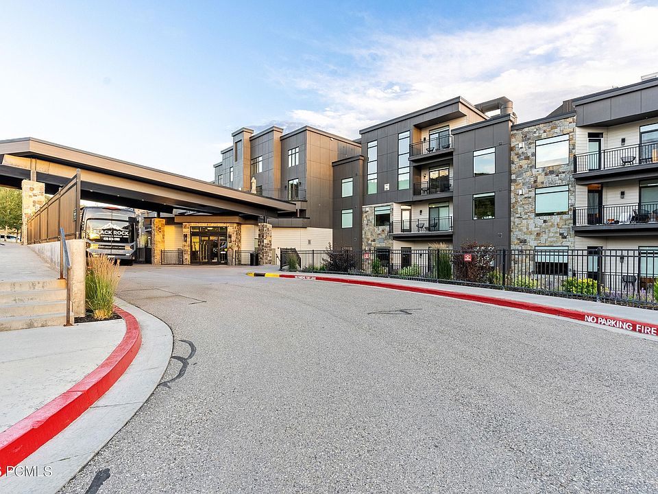 1st image of 909 W Peace Tree Trl #513