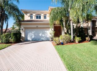 17060 Tremont St, Fort Myers, FL 33908