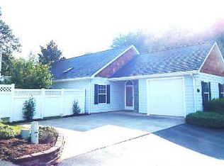 402 Long View Dr, Hiawassee, GA 30546