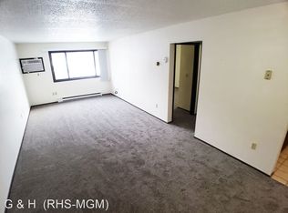 321 1st Ave SE #5, Lonsdale, MN 55046