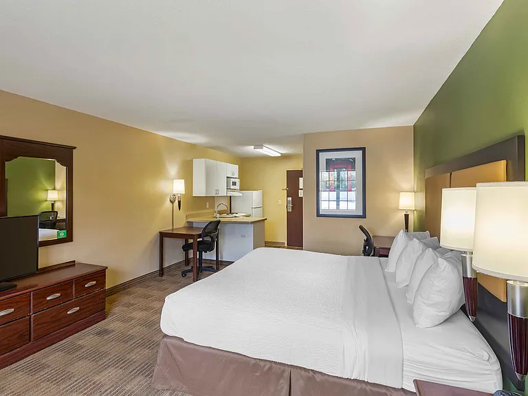 Studio Suite - 1 King Bed