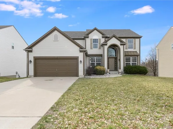 11330 S Aminda St, Olathe, KS 66061