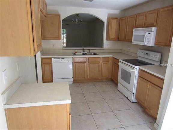 4th image of 10013 Jasmine Ave
