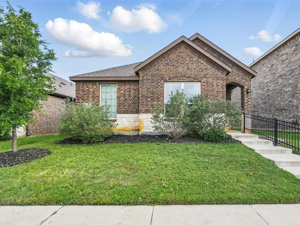 2341 Brightstone Dr, Crossroads, TX 76227