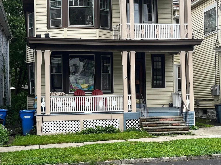 8 Barclay St — Photo 2