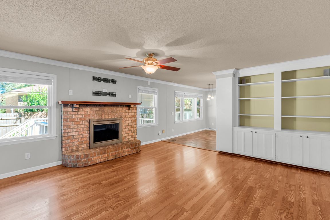 next background image