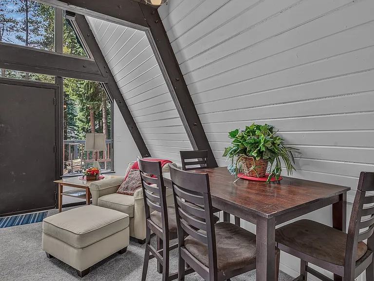 374 Wilderness Dr — Photo 9