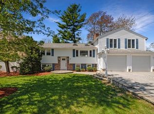 55 Dyer St, Billerica, MA 01821