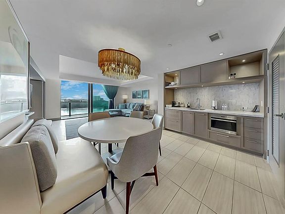 3rd image of 691 S GULFVIEW BOULEVARD #1410
