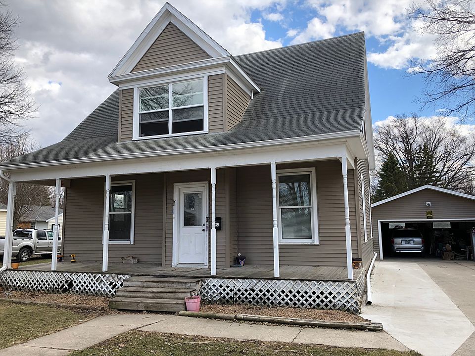 1st image of 239 E McKinley St
