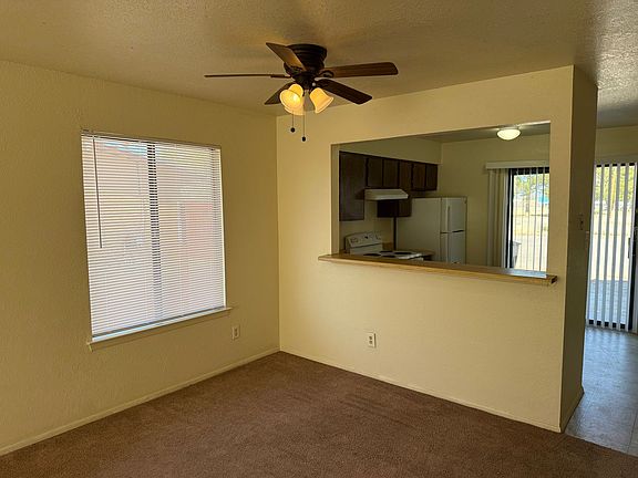 4th image of 2061 Stanford St APT A