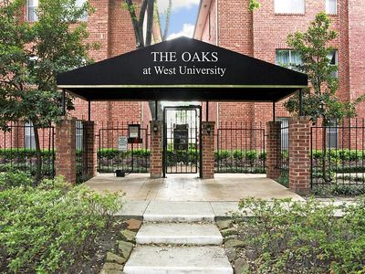 4041 Drake St APT 302, Houston, TX, 77005