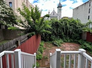 60-23 54th St #1L, Maspeth, NY 11378