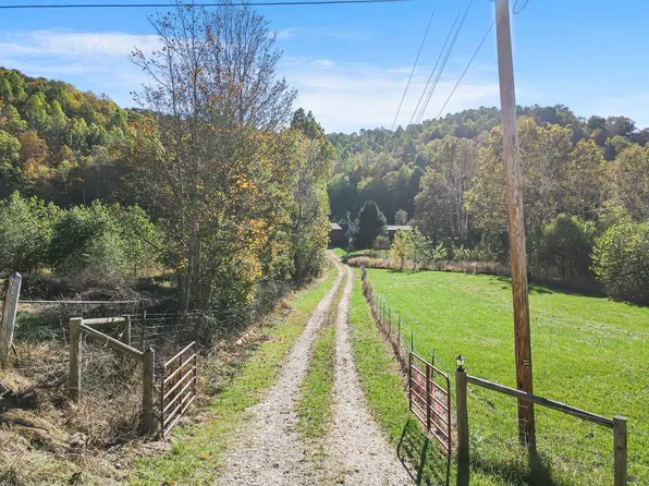 3112 Indian Creek Rd, Harrisville, WV 26362