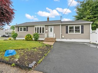 61 Corsi Rd, Bloomfield, NJ 07003