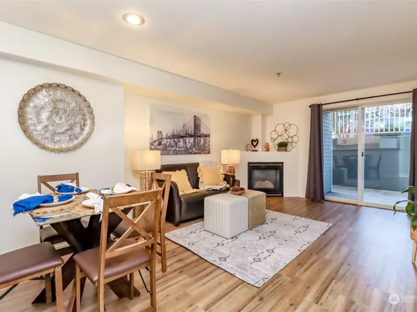 3318 30th Avenue SW #B410, Seattle, WA 98126