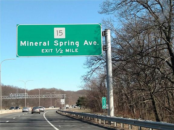4th image of 1998 Mineral Spring Ave
