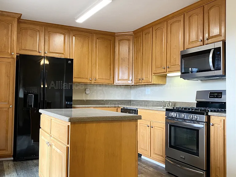 6087 Del Rey Dr — Photo 9