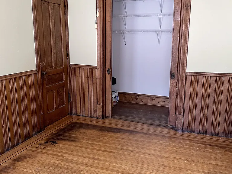 Raymond Flats — Photo 6
