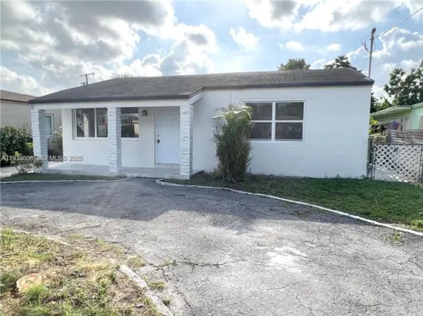 31 SW 67th Ct, Miami, FL 33144