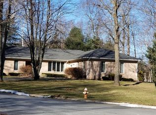 120 Old Farm Rd, East Longmeadow, MA 01028