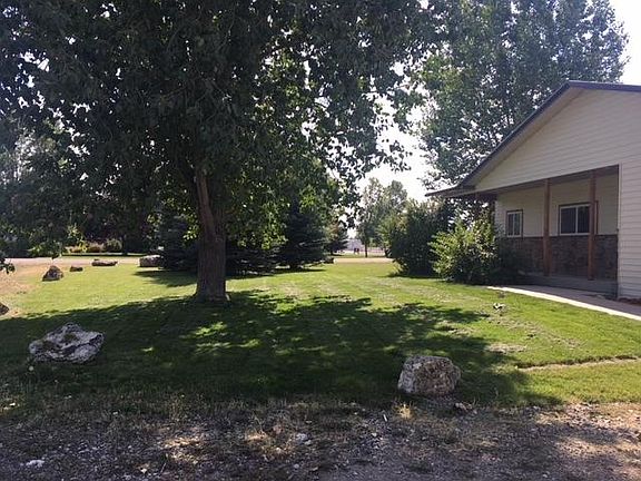Front Yard Area