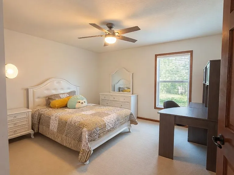 1443 Bethesda Cir — Photo 47