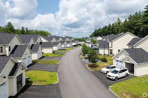 Highfield Commons Photo 1