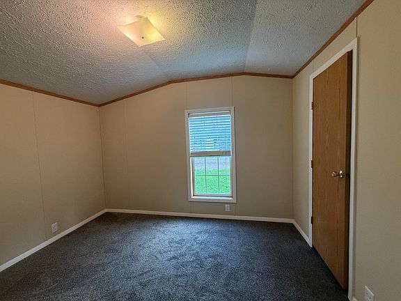 4th image of 723 W 26th Ave